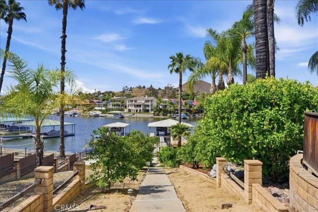 23316 Gray Fox Drive, Canyon Lake, CA 92587