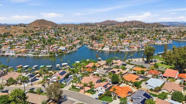 23316 Gray Fox Drive, Canyon Lake, CA 92587