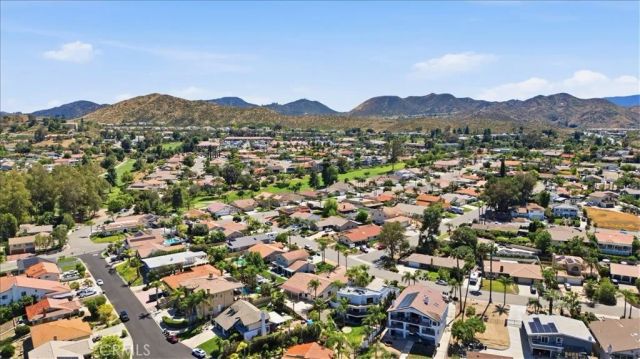 23316 Gray Fox Drive, Canyon Lake, CA 92587