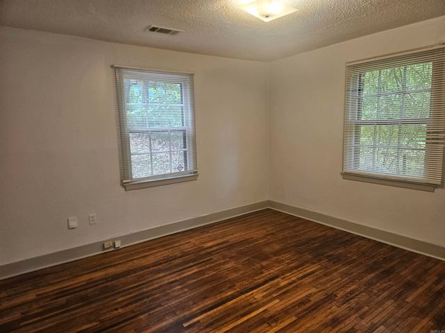 2303 S Tyler Street, Little Rock, AR 72204