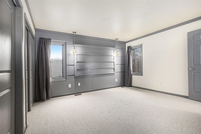 548 Park Place, Saline, MI 48176