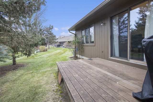 548 Park Place, Saline, MI 48176