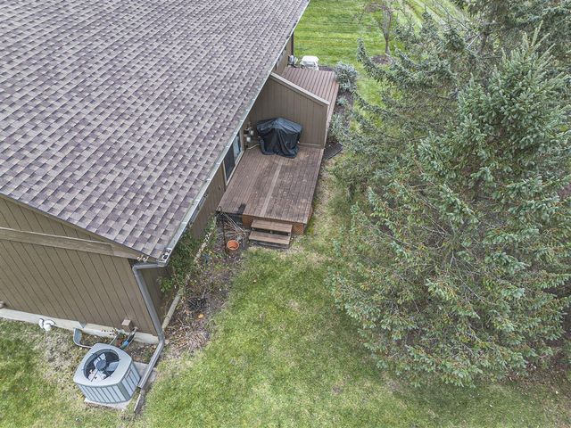 548 Park Place, Saline, MI 48176