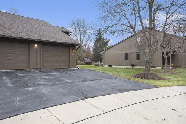 548 Park Place, Saline, MI 48176