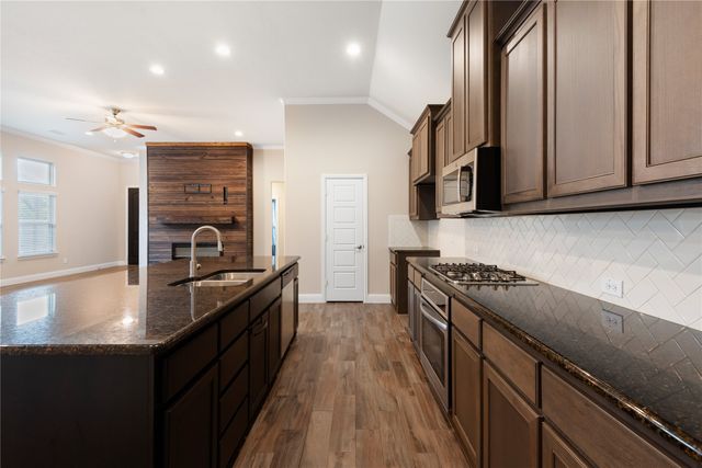 920 10th Street, Argyle, TX 76226