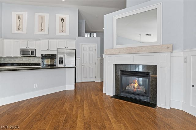 327 Carlisle Crossing Street, Las Vegas, NV 89138