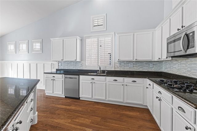 327 Carlisle Crossing Street, Las Vegas, NV 89138