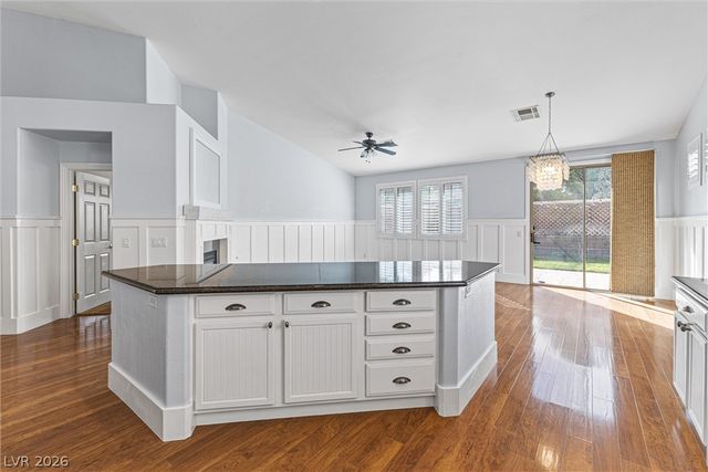 327 Carlisle Crossing Street, Las Vegas, NV 89138