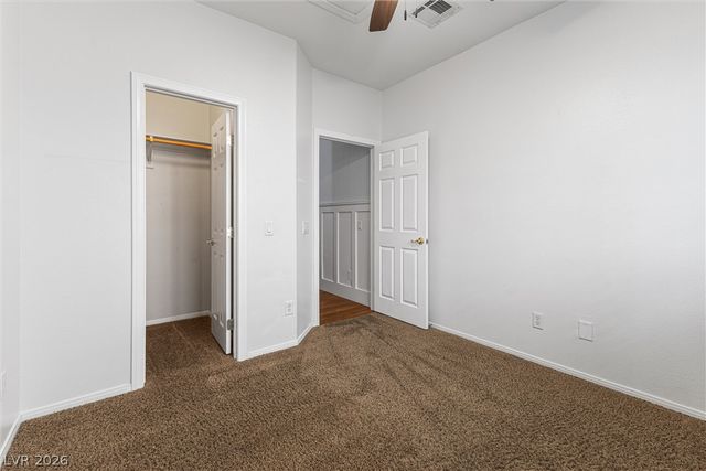 327 Carlisle Crossing Street, Las Vegas, NV 89138