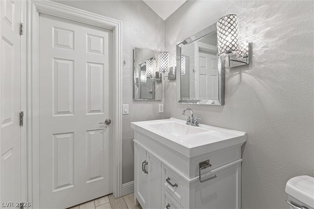327 Carlisle Crossing Street, Las Vegas, NV 89138