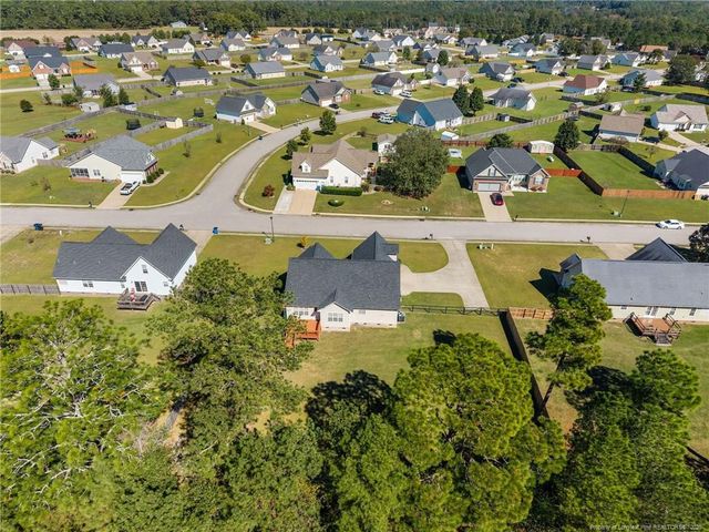 352 Wood Valley Lane, Raeford, NC 28376