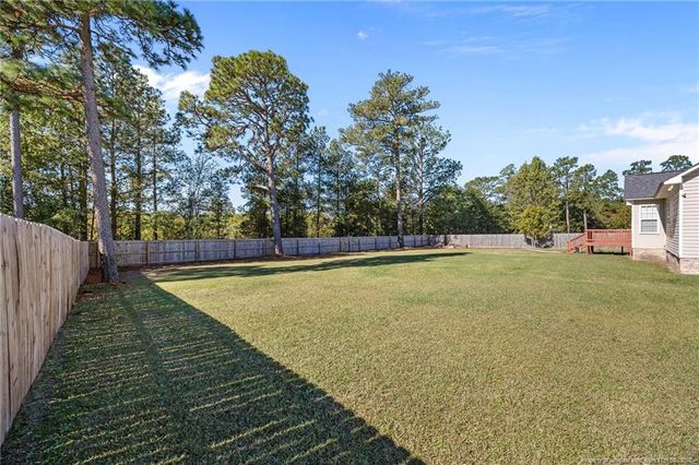 352 Wood Valley Lane, Raeford, NC 28376