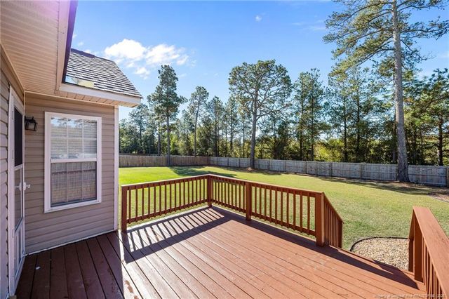 352 Wood Valley Lane, Raeford, NC 28376