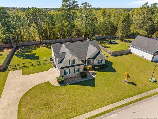 352 Wood Valley Lane, Raeford, NC 28376