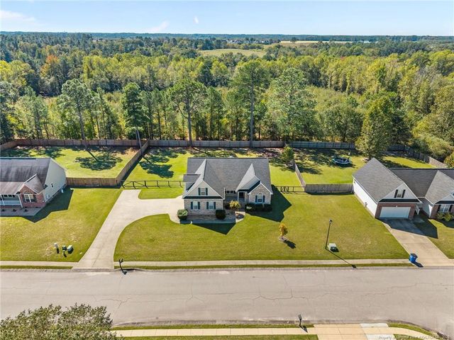 352 Wood Valley Lane, Raeford, NC 28376