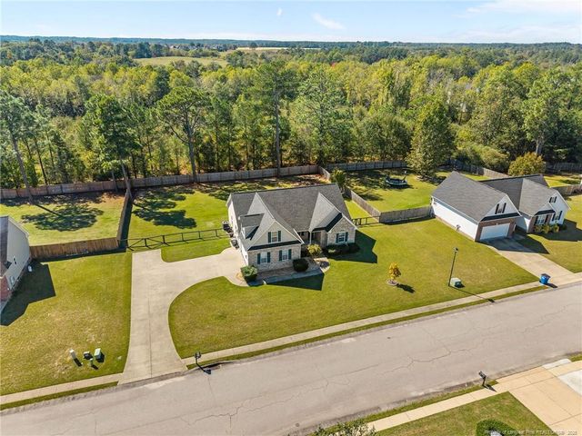 352 Wood Valley Lane, Raeford, NC 28376