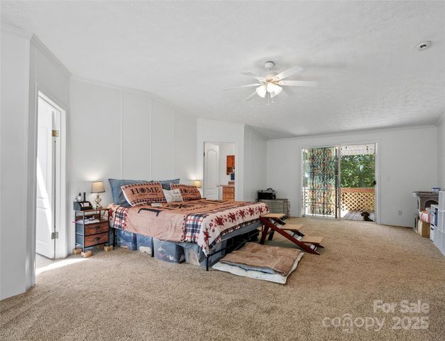 113 Snowberry Lane, Burnsville, NC 28714