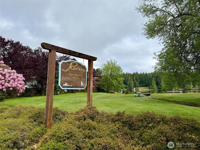 11018 Mathews Way, Anderson Island, WA 98303