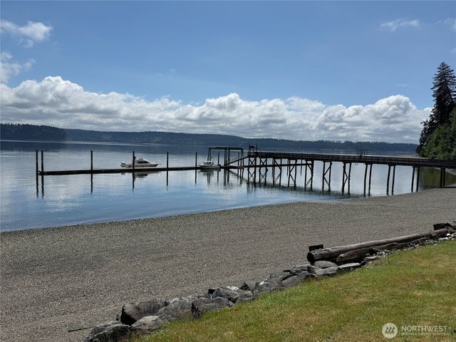 11018 Mathews Way, Anderson Island, WA 98303
