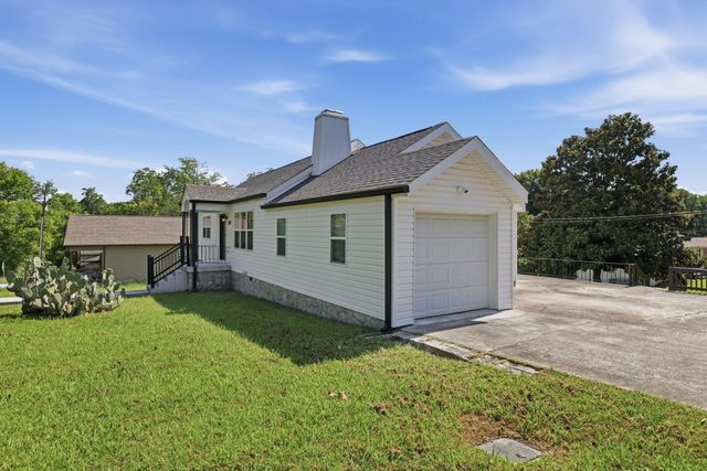 1500 Greenwood Road, Chattanooga, TN 37411