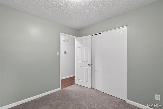 1052 Arlington Drive, St Charles, MO 63303