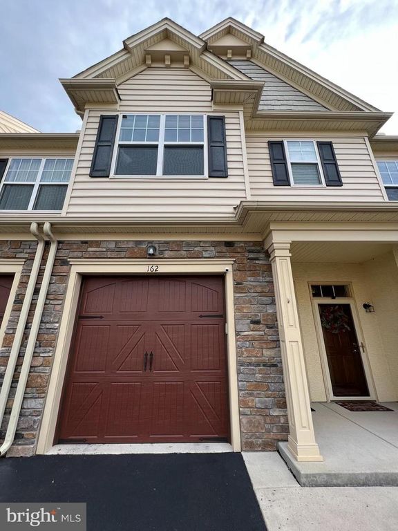 162 SERENITY CT, Norristown, PA 19401