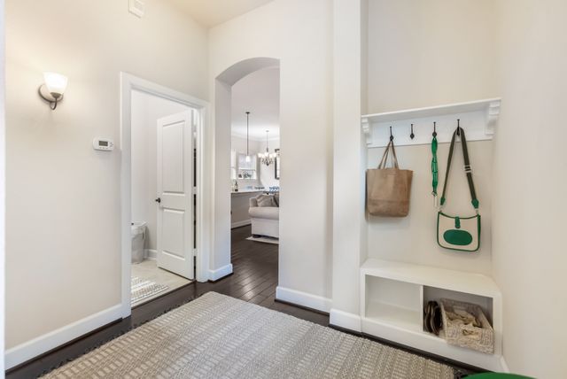 904 Enchanted Wood Drive, Arlington, TX 76005