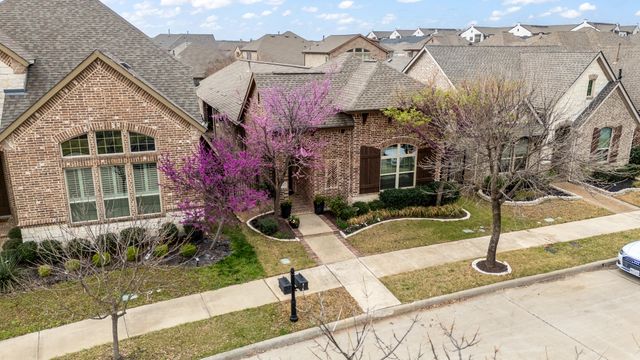 904 Enchanted Wood Drive, Arlington, TX 76005