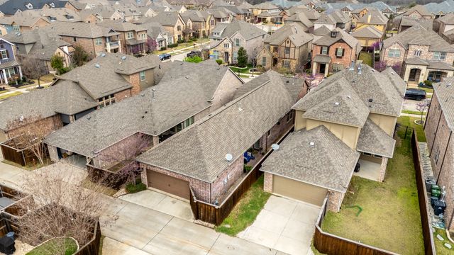 904 Enchanted Wood Drive, Arlington, TX 76005