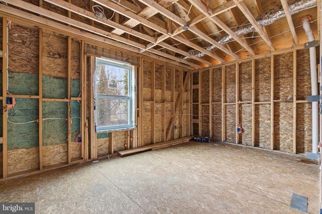 5 OAKDALE AVE, Aberdeen, MD 21001