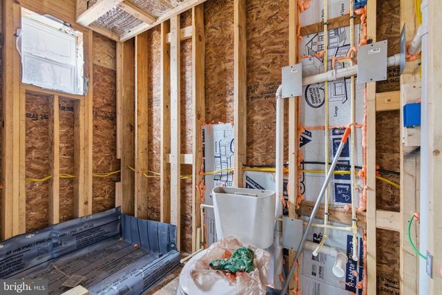 5 OAKDALE AVE, Aberdeen, MD 21001