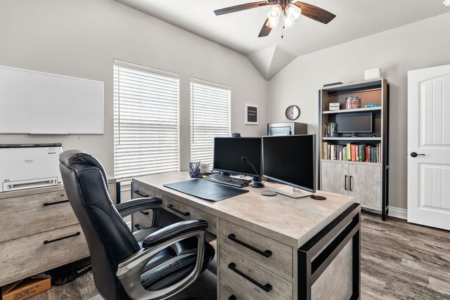 8003 Scott Lane, Greenville, TX 75402