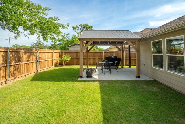 8003 Scott Lane, Greenville, TX 75402
