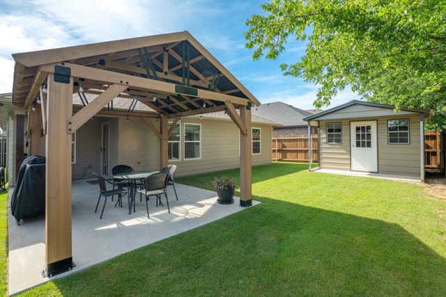8003 Scott Lane, Greenville, TX 75402