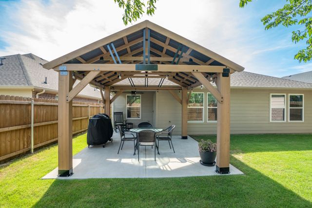 8003 Scott Lane, Greenville, TX 75402