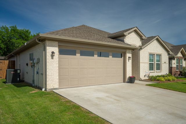 8003 Scott Lane, Greenville, TX 75402