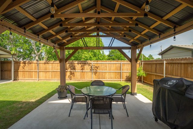 8003 Scott Lane, Greenville, TX 75402