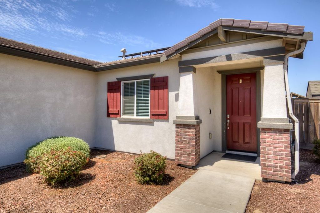 Image 10 of property listing at 3609 Pacifica Drive, Madera, CA 93637