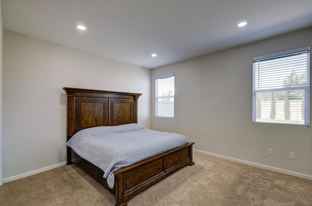 Image 21 of property listing at 3609 Pacifica Drive, Madera, CA 93637