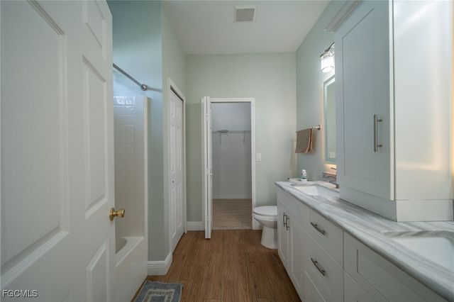 2122 SW 29th TER, Cape Coral, FL 33914