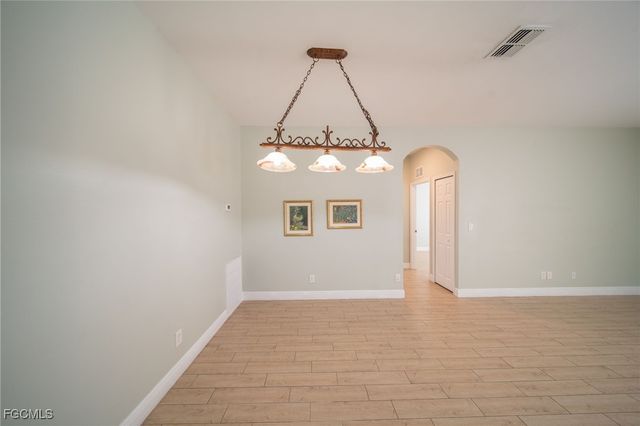 2122 SW 29th TER, Cape Coral, FL 33914