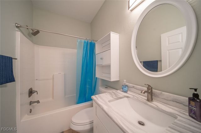 2122 SW 29th TER, Cape Coral, FL 33914