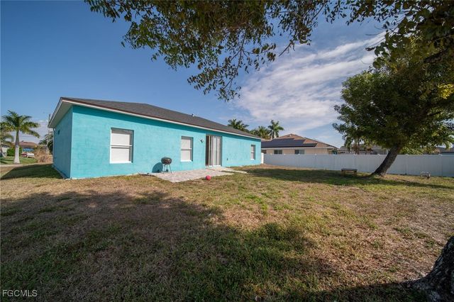 2122 SW 29th TER, Cape Coral, FL 33914