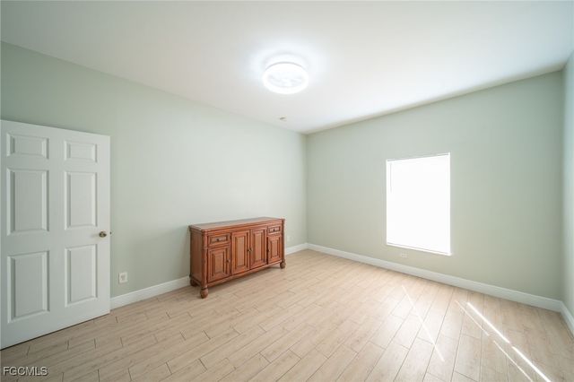 2122 SW 29th TER, Cape Coral, FL 33914