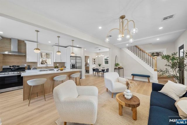 94 Madison Avenue, Dumont, NJ 07628