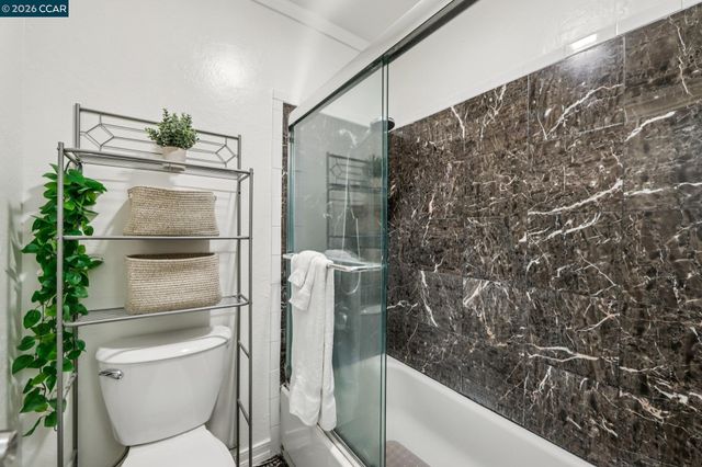 470 N Civic Dr 308, Walnut Creek, CA 94596