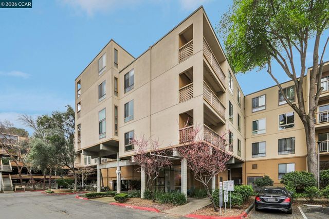 470 N Civic Dr 308, Walnut Creek, CA 94596