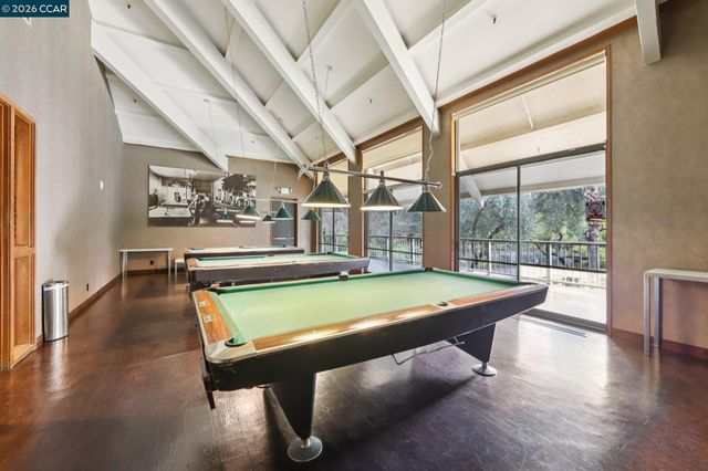 470 N Civic Dr 308, Walnut Creek, CA 94596