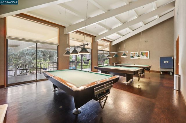 470 N Civic Dr 308, Walnut Creek, CA 94596