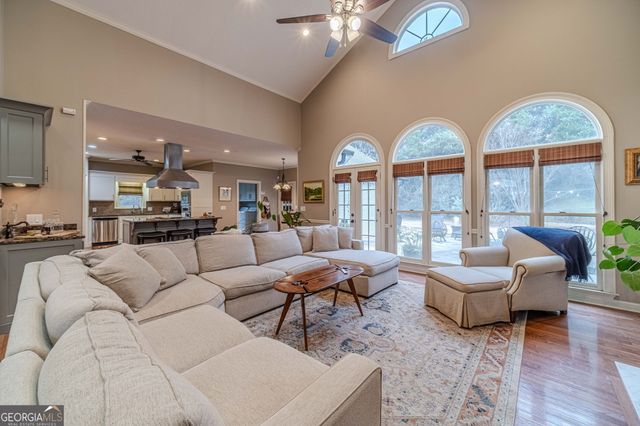 2049 Burgundy Drive, Braselton, GA 30517